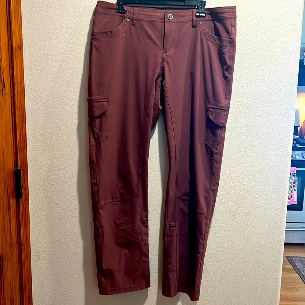 Kuhl Burgundy Roll Up Cargo Pants for Women Size 16